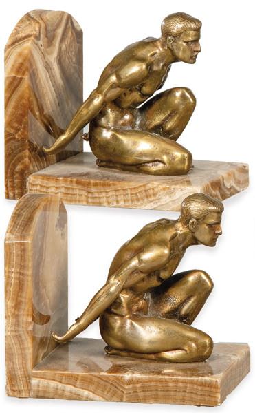 Pareja de sujetalibros Art Deco de bronce dorado y onix marrón, Francia h. 1930.