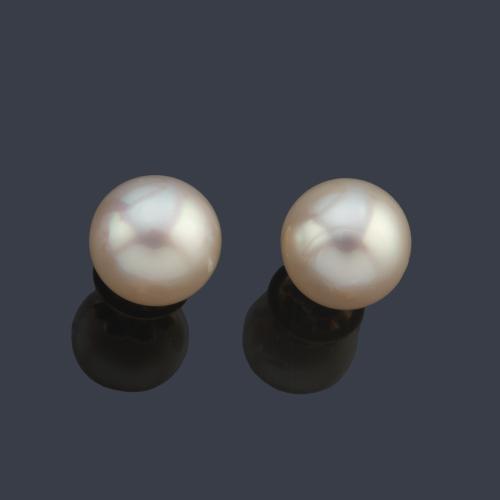 Pendientes con pareja de perlas australianas de aprox. 12,62 mm y 12,60 mm.