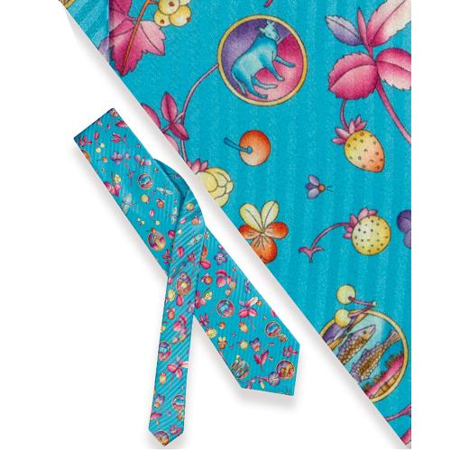 Corbata Leonard con motivos de animales y flores.