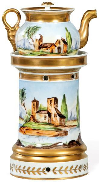  Veilleuse, "vigilante o en vela" en porcelana esmaltada de París, con escenas de arquitecturas.