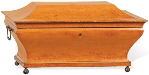  Caja de raíz de caoba, época Carlos X, Francia h. 1820.