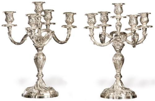 Pareja de candelabros de cinco brazos de española punzonada 1ª Ley de Durán.