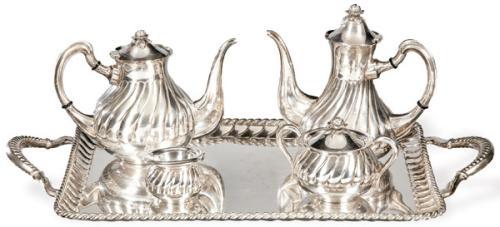 Juego de café y te de plata española punzonada 1ª Ley de Dionísio García.