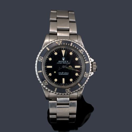 ROLEX mod. Oyster Perpetual date "Submariner", Ref. 5513, reloj para caballero con caja y brazalete en acero.