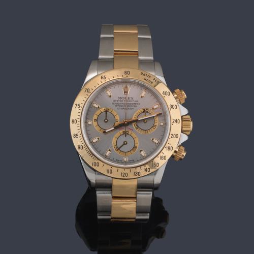 ROLEX, Oyster Perpetual, Superlative Chronometer, Officially Certified, "Cosmograph Daytona"ref. 116523, de caballero con caja y brazalete en acero y oro de 18 K. Con estuche y documentación.