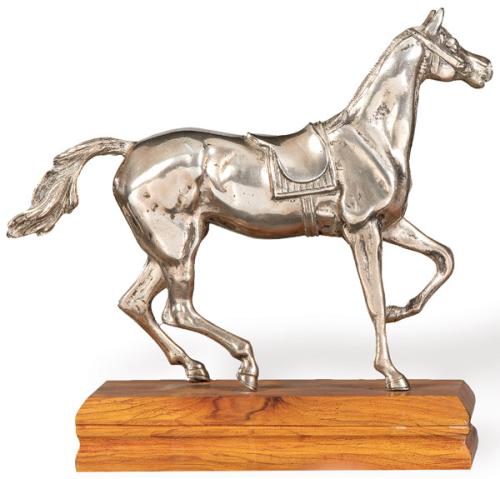 "Caballo" de plata española punzonada 1ª Ley de Campoamor.