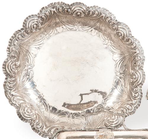 Cemtro de mesa de plata española punzonada 1ª Ley.