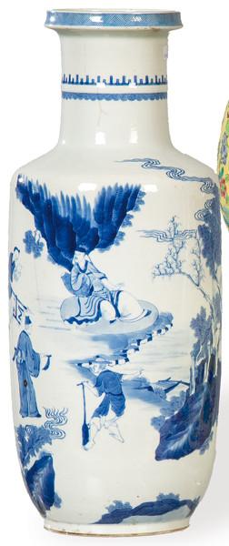 Jarrón de porcelana china azul y blanco, Dinastía Qing, época de Kangxi (1688-1722).