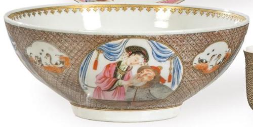  Plato de porcelana de Compañía de Indias, Familia Rosa, Dinastía Qing, época de Qianlong (1736-95).