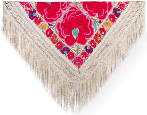 Mantón de Manila en seda cruda con bordados de grandes peonías pp. S. XX.