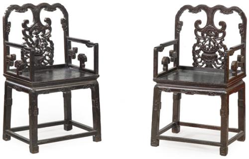 Pareja de sillas chinas de madera