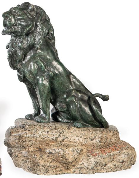 León de bronce patinado