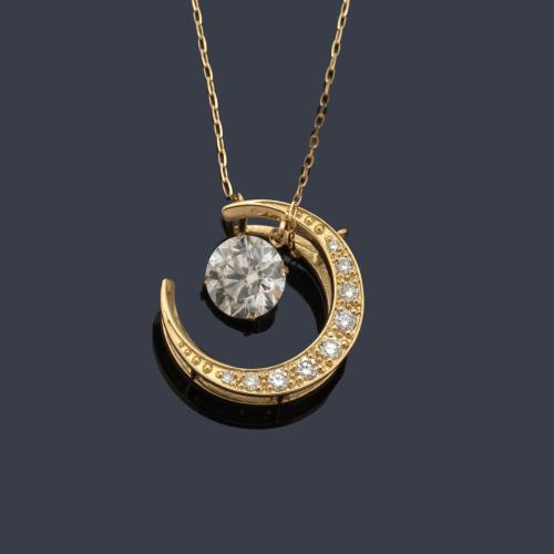 Colgante en forma de medialuna con brillante colgante de aprox. 1,00 ct en total.