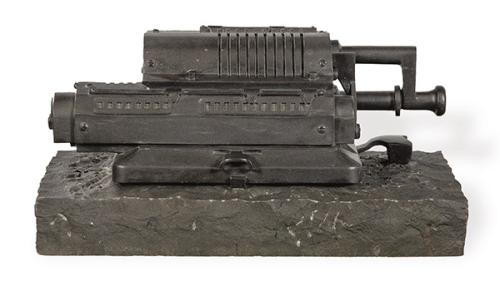 JOAN MORA - Máquina de escribir