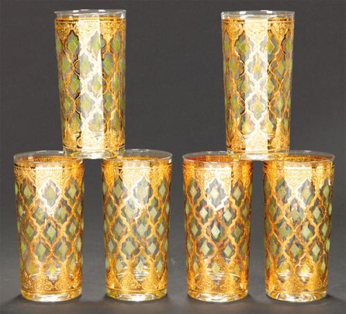 Juego de seis vasos altos y de cristal americano Culver, modelo Valencia con decoración aplicada de oro de 24 kilates y rombos tallados y esmaltados en verde h. 1950.