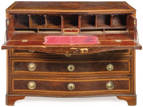 Cómoda escritorio Carlos IV en madera de nogal, y caoba