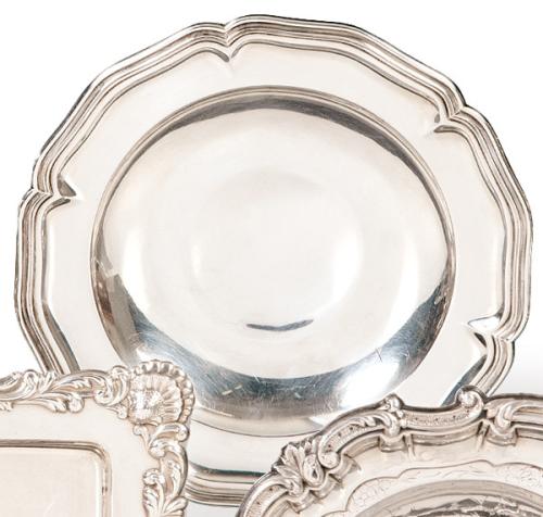 Salva de plata española punzonada 1ª Ley de Matilde Espuñes.