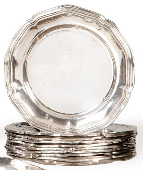 Juego de diez platos de pan de plata española punzonada 1ª Ley.