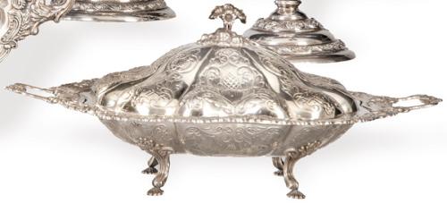 Legumbrera de plata española punzonada 1ª Ley de Montejo.