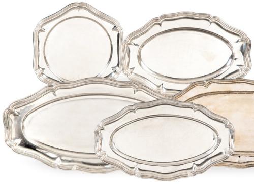 Juego de cuatro bandeja de servir de plata española punzonada 1ª Ley de Durán.