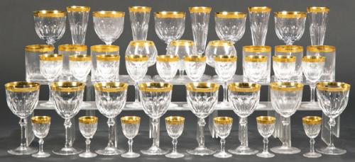 Cristaleria de la fábrica alemana de Hutschenreuter perteneciente a Rosenthal, con filo de oro.