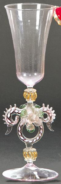 Copa de cristal de Murano soplado al aire en rosa.