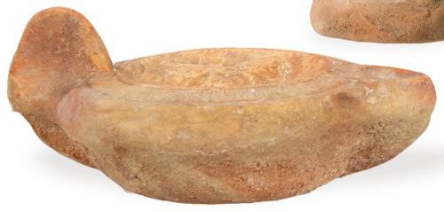  Lucerna romana de cerámica con bustos de Isis y Serapis S. II d.C.