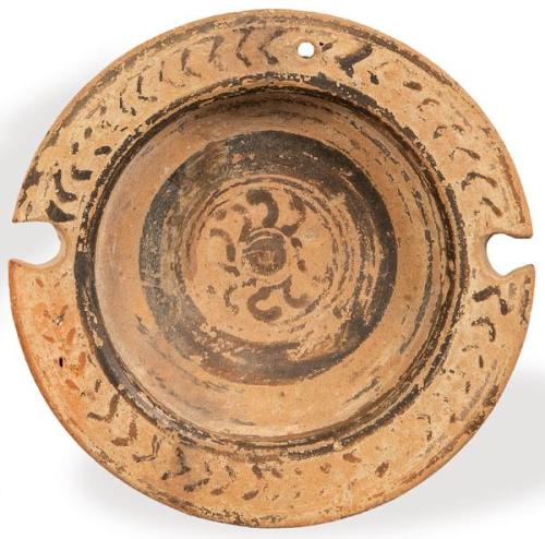  Plato de cerámica de la cultura Daunia, Magna Grecia, región de Apulia IV a.C.