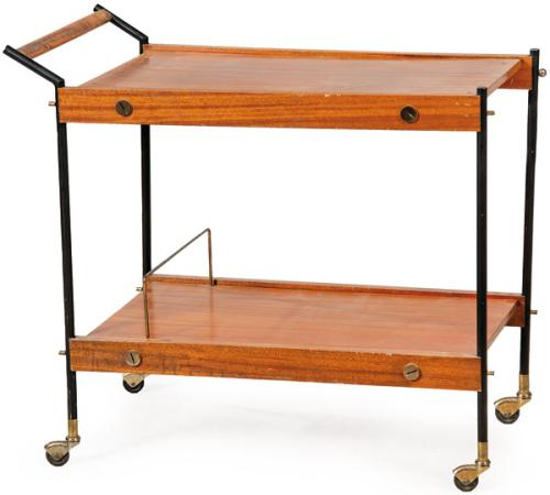 Carro de servir posiblemente H Muebles con estructura de metal tubular negro y ruedas, con baldas en madera de embero.