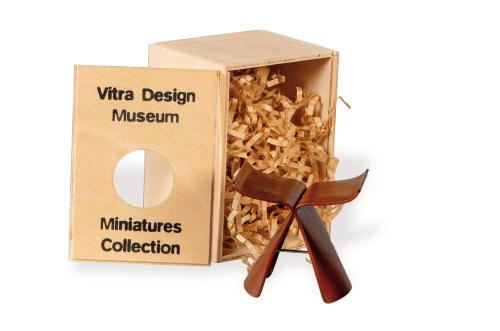 Sori Yanagi (Tokio, 1915–2011) para Vitra Design Museum, 1954