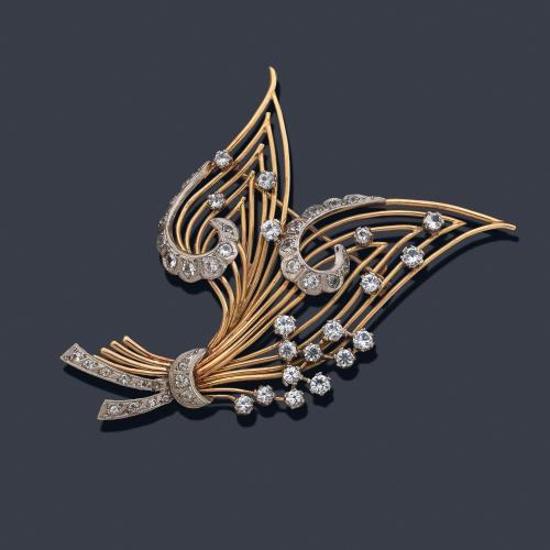 Broche con diseño de ramillete con diamantes talla 8/8 y 16/16 de aprox. 0,75 ct en total.