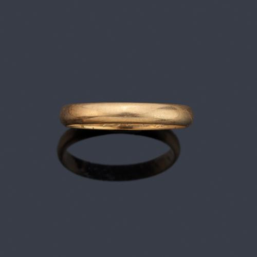 Alianza en oro amarillo de 18K.