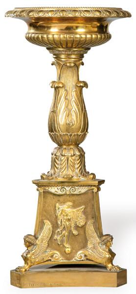 Çentro de mesa de bronce de Pierre Philippe Thomire firmado "Thomire a Paris" época Imperio pp. S. XIX.
