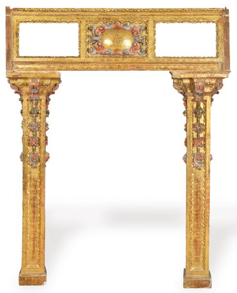 Fragmentos de retablo dos pilastras y un friso
