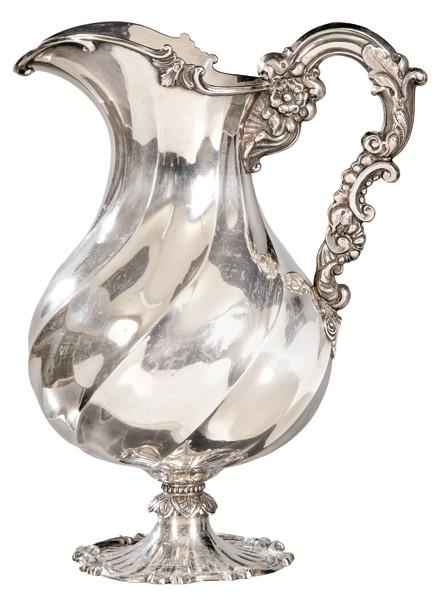 Jarra de plata española punzonadade Jacinto Griñón Madrid Villa y Corte fecha ilegible h. 1830-40