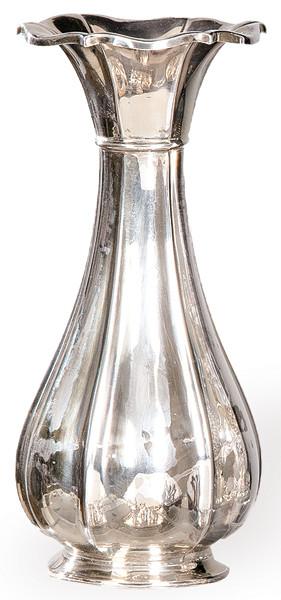  Pequeño violetero de plata española punzonada 1ª Ley.