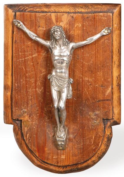 Cristo crucificado en plata S. XX.