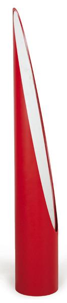 Espejo siguiendo el modelo Lipstick de Roger Lecal, en madera pintada en rojo. 