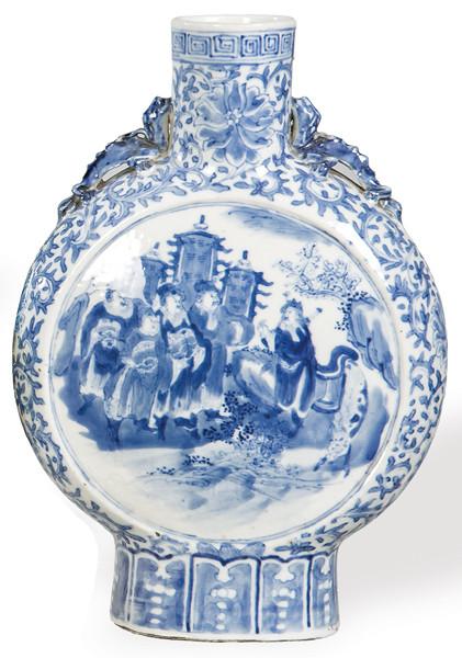 Garrafa de luna de porcelana de Compañía de Indias azul y blanco, Dinastía Qing época de Qianlong (1736-95)