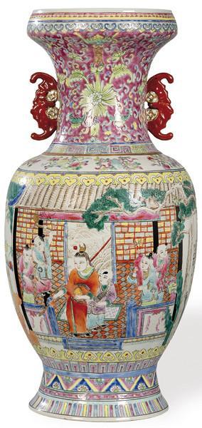  Jarrón de porcelana china con esmaltes polícromos, República China h. 1950