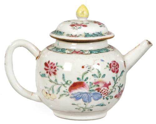 Tetera de porcelana de Compañía de Indias, Familia Rosa, Dinastía Qing, época de Qianlong (1736-95)
