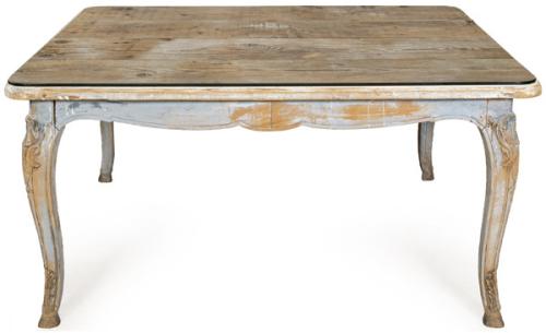 Mesa de comedor estilo Luis XV con tapa en madera de roble sin tratar, sobre patas talladas y policromadas en azul.