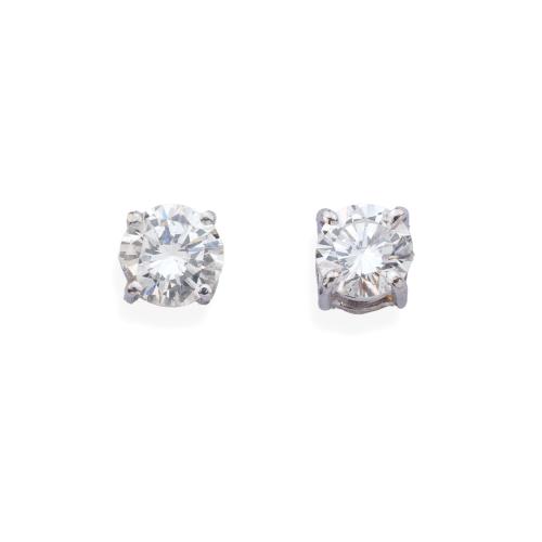 Dormilonas con pareja de brillantes de aprox. 1,53 ct en total.