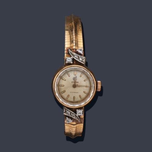 CYMA de señora con caja y brazalete en oro rosa de 18 K.