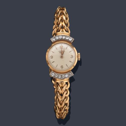 LONGINES de señora con caja y brazalete en oro rosa de 18 K con brillantes.