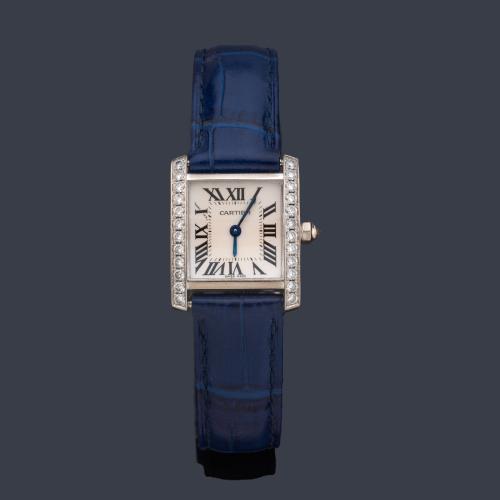 CARTIER Tank Frances ref. 2403 de señora con caja en oro blanco de 18 K y brillantes.