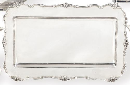 Bandeja alargada de plata italiana punzonada Ley 800.