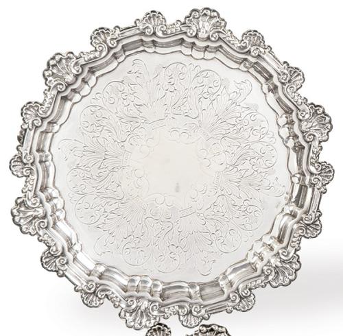 Salvilla de plata española punzonada 1ª Ley de Montejo con marca comercial de la Joyería Agruña.