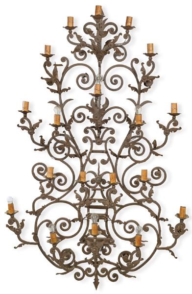 Gran aplique de hierro forjado