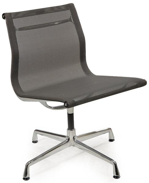  Charles & Ray Eames para Vitra, 1958 